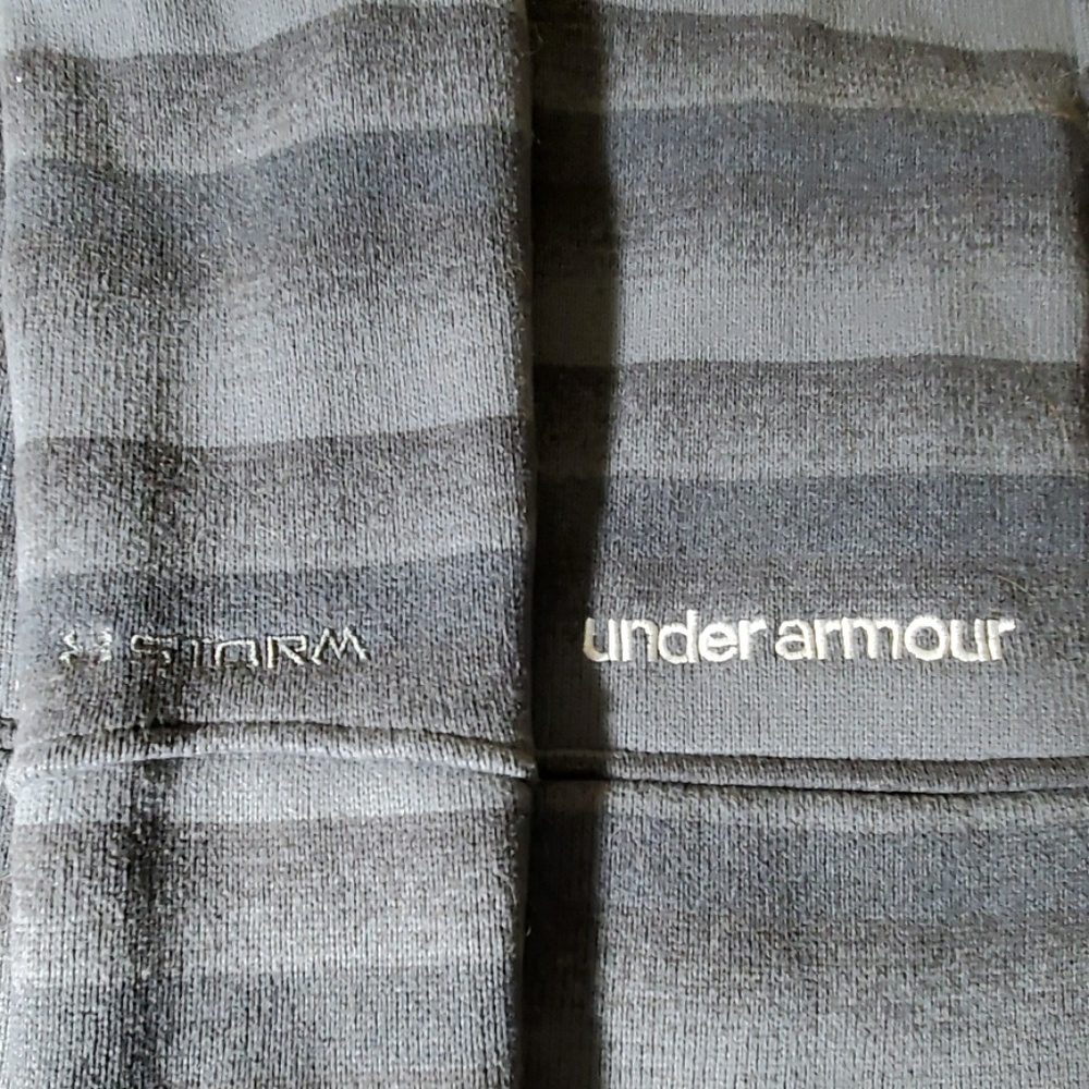 Under Armour Wintersweet Riding Hoody - Picture 3 of 8